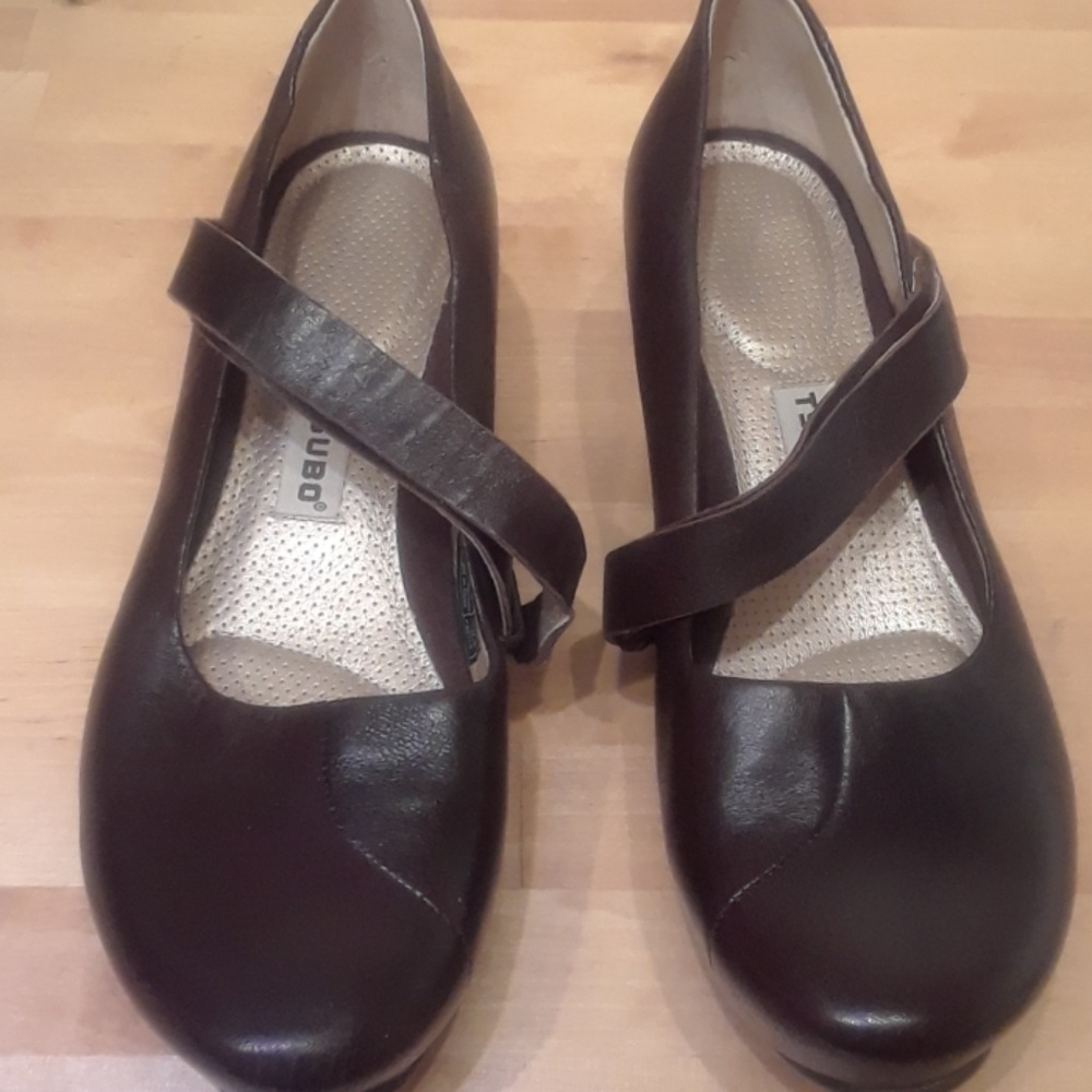 TSUBO shoes